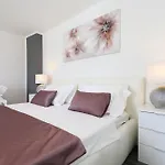 Appartement Marina, No 1 Rovanjska