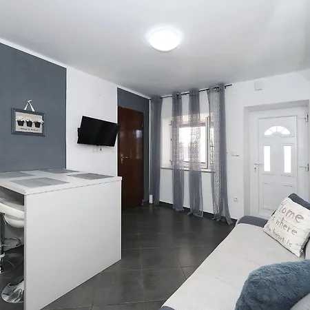 Apartament Marina, No 1 Rovanjska