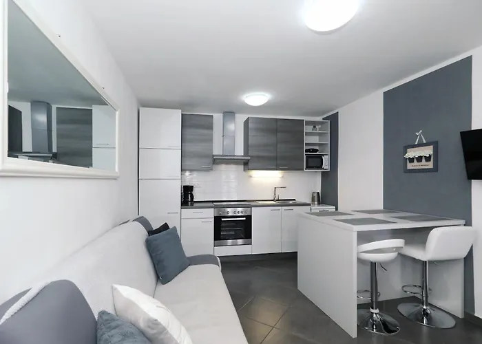 Apartamento Marina, No 1 *
