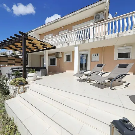 Marina, No 1 Apartman *