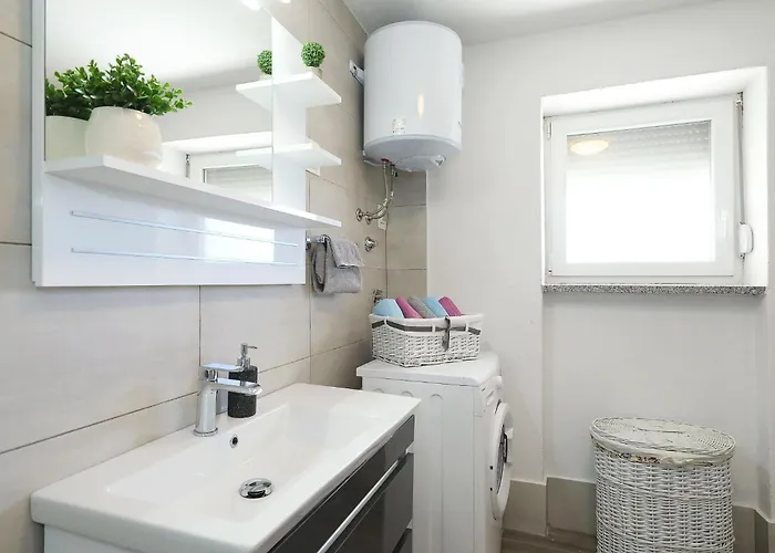 Marina, No 1 Appartement Rovanjska