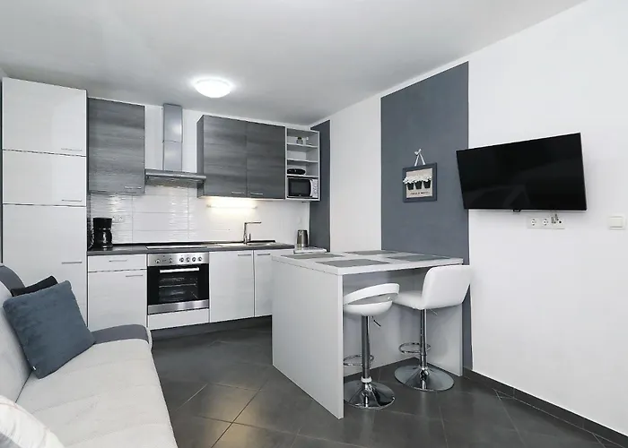 Marina, No 1 Appartement *