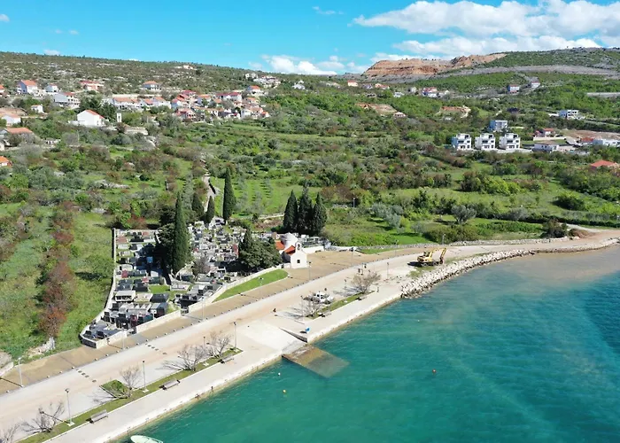 Marina, No 1